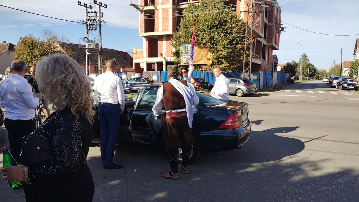 дед с 1й мировой вернулся )))