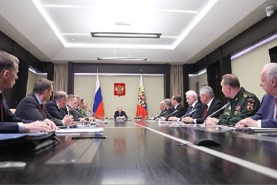    Путин заявил о влиянии извне на события в Махачкале