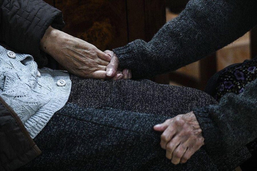 Неправильно предъявлять властям Арцаха обвинения в сдаче республики, поскольку эти власти (Армении – ред) с 2018 года сделали все, чтобы подписание документа об упразднении Арцаха стало реальностью.-19