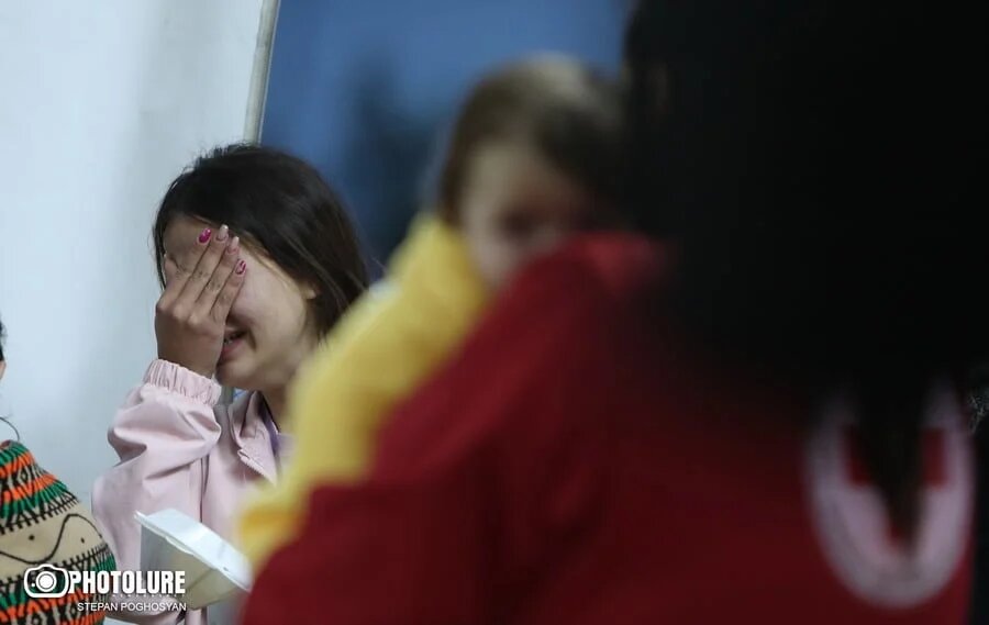 Неправильно предъявлять властям Арцаха обвинения в сдаче республики, поскольку эти власти (Армении – ред) с 2018 года сделали все, чтобы подписание документа об упразднении Арцаха стало реальностью.-20