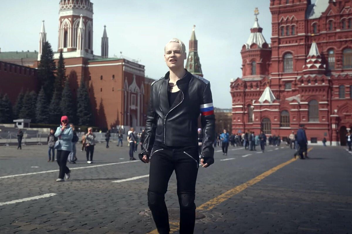 Единство и сплочение. Все-таки, чудные дела творятся - вроде же изначально хотели зло победить, разве нет?