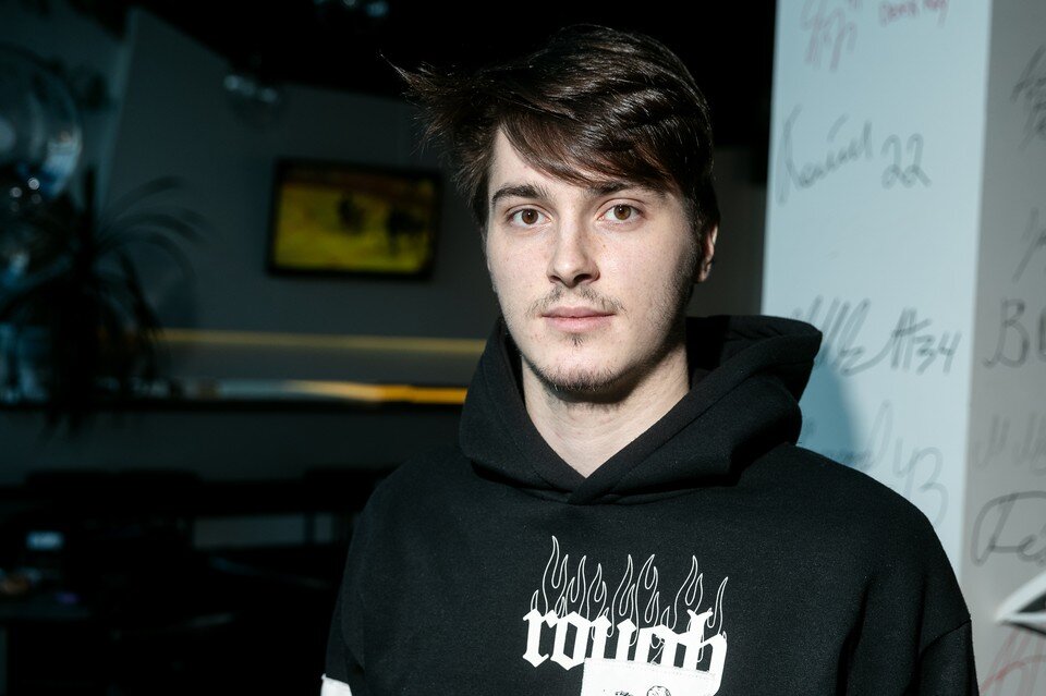    Сергей Мыльников — воспитанник «Трактора» и уже четвертый сезон выступает за основную команду Павел ТАБАРЧУК