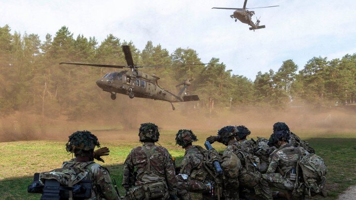 STAFF SGT. OSCAR GOLLAZ/KEYSTONE PRESS AGENCY/GLOBALLOOKPRESS