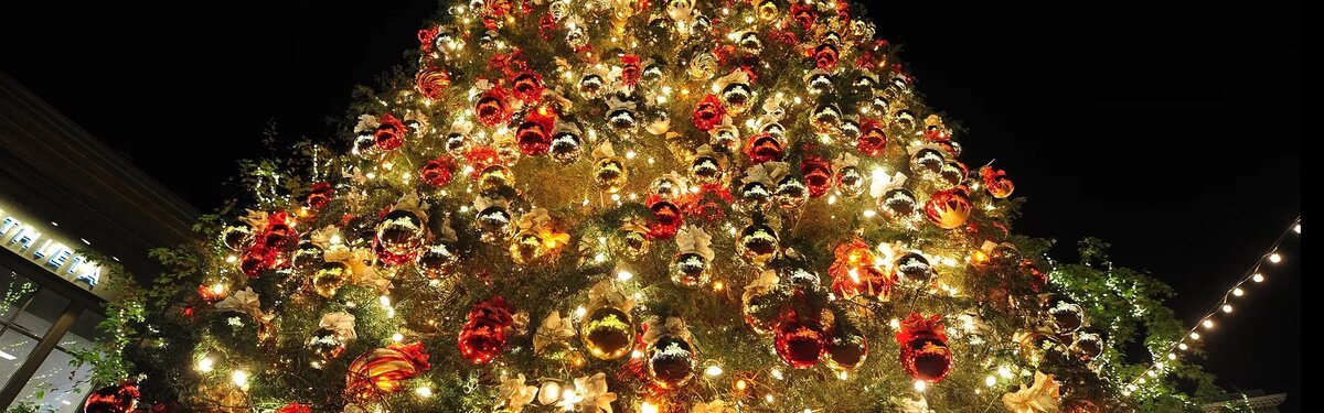 Украшение новогодней городской елки