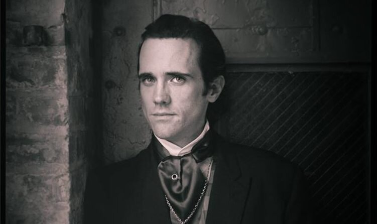 Оливер джексон-коэн. Дракула брэма стокера джонатан. Харкер дракула. Джонатан харкер дракула 1992. Харкер дракула.