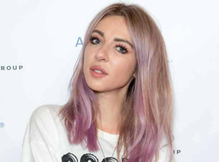 Александра Шоллер, более известная как Alison Wonderland
