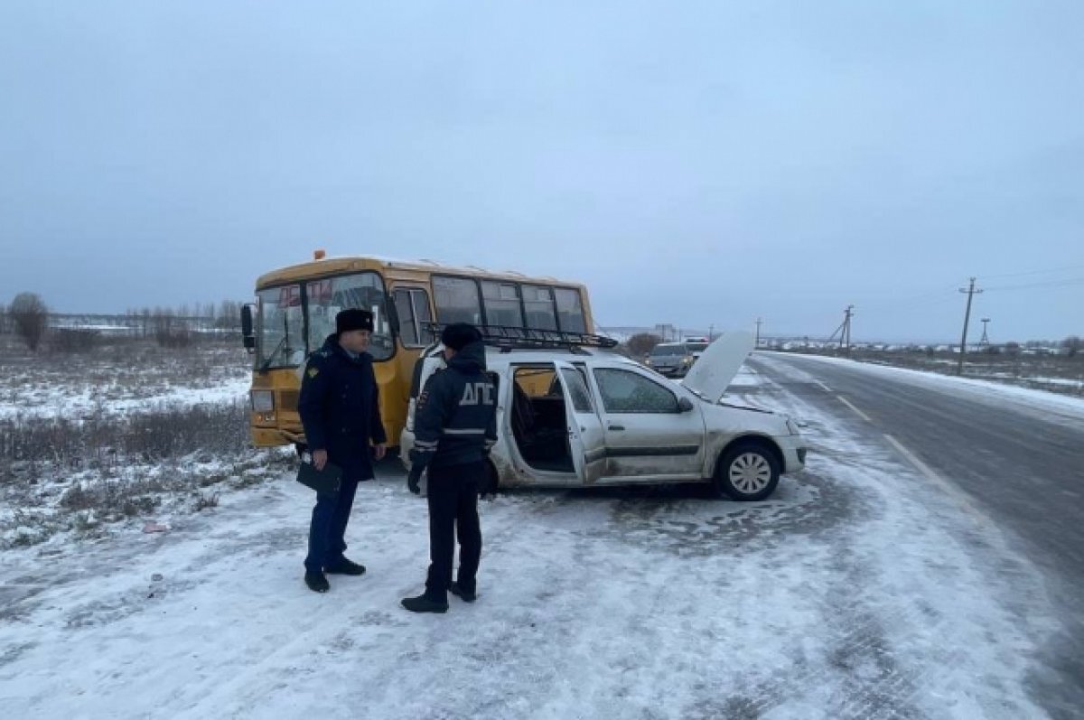    Следком Башкирии устанавливает обстоятельства ДТП со школьным автобусом