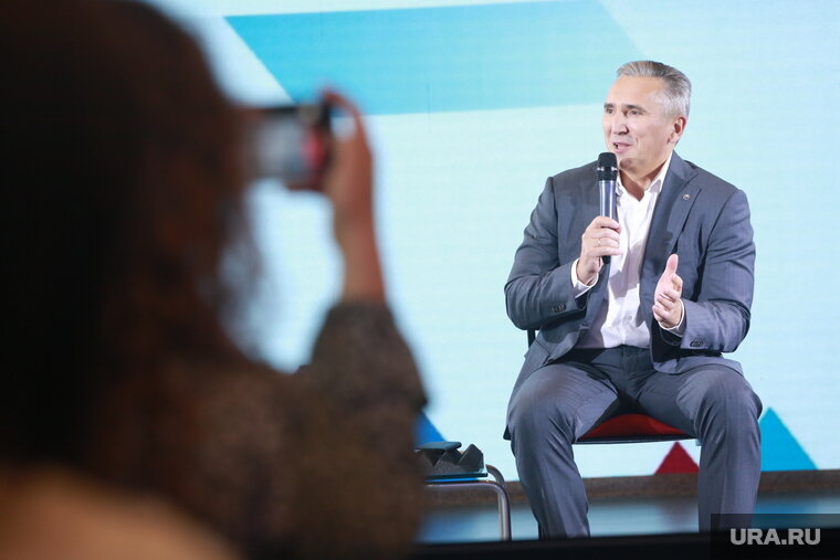    Пресс-секретарю губернатора готовы платить больше 80 тысяч рублей в месяц