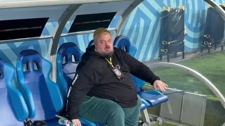    Василий Уткин перевалил за 200. Нужно ли спасать комментатора? Фото #1