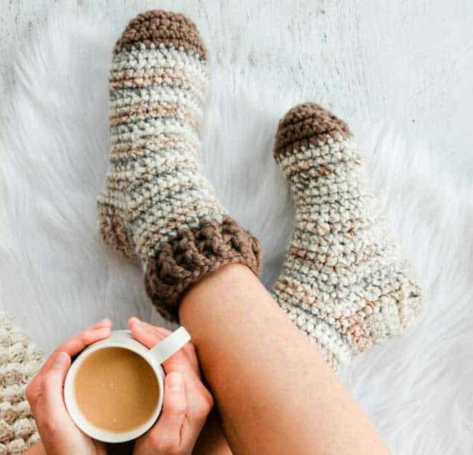    Носки-тапочки   
Источник: «Make and do crew»