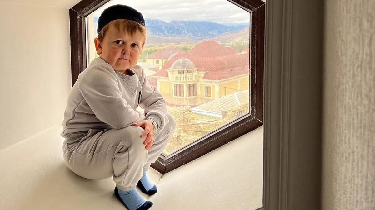 Хасбулла Магомедов. Фото: hasbulla.hushetskiy / Instagram* (принадлежит Meta, признанной экстремистской и запрещенной в России организации)