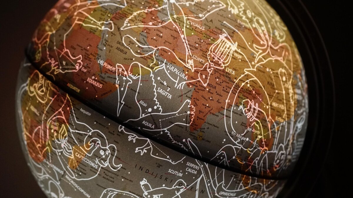    Кому в ноябре придется запастись терпением: прогноз астролога© Unsplash / Vedrana Filipović