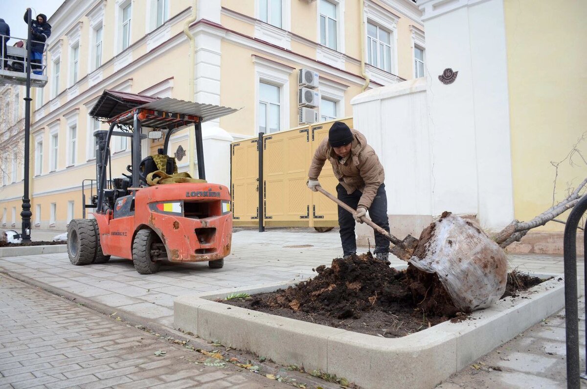  📷    В Оренбурге завершают благоустройство улицы Советской Кристина Просвиркина
