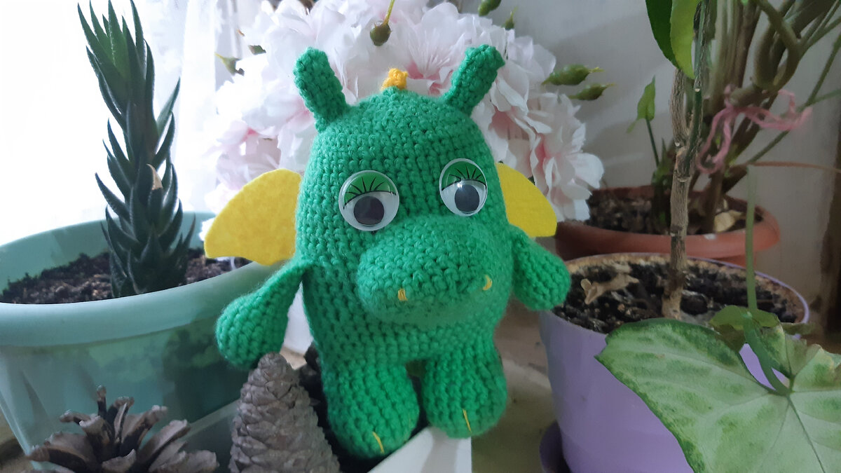 А вот и мой чудо дракончик