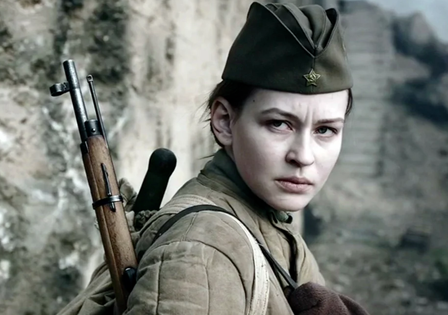 Сара снайпер. Симона солдер. Кукушка фильм 2015 битва за севастополь. Саша тюфтей актриса. Виктория толстоганова в фильме на безымянной высоте.