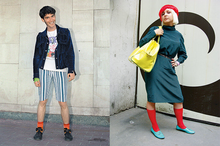 Цветные носки, яркие вещи и винтаж это то - что отражало московских хипстеров в 2010-х