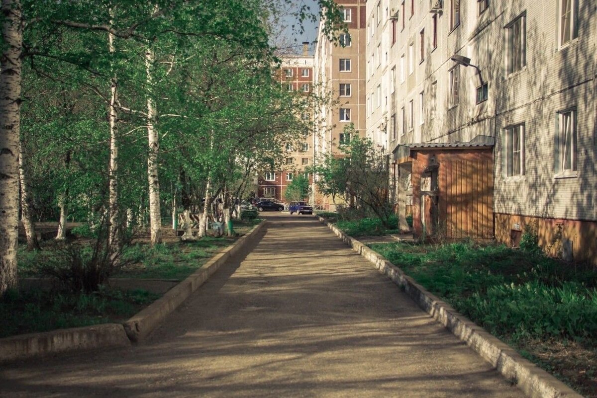    В Курске инспекторы составили 6 актов о нарушениях на придомовых территориях