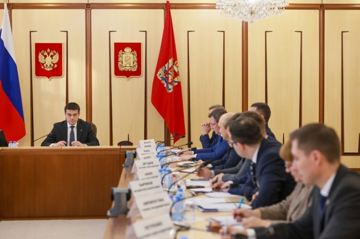    Михаил Котюков обсудил с депутатами Заксобрания бюджет Красноярского края