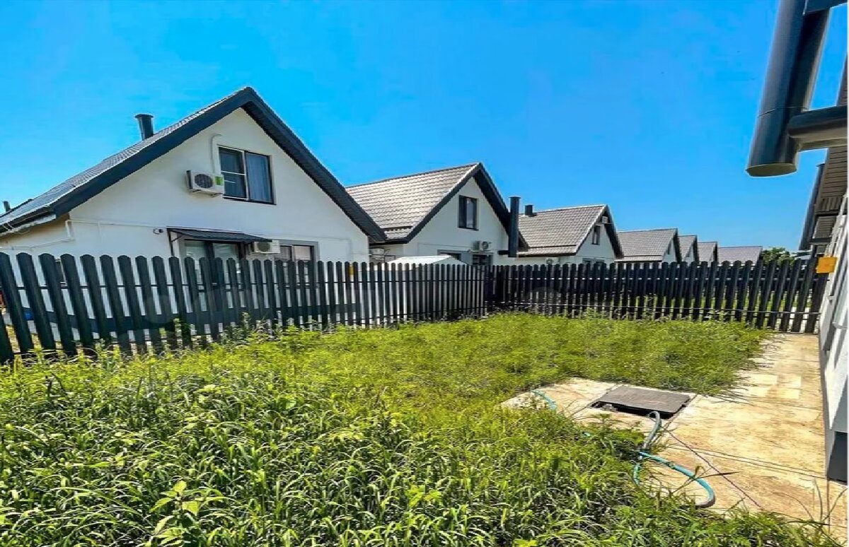 Один из примеров домиков,  которые мы смотрели