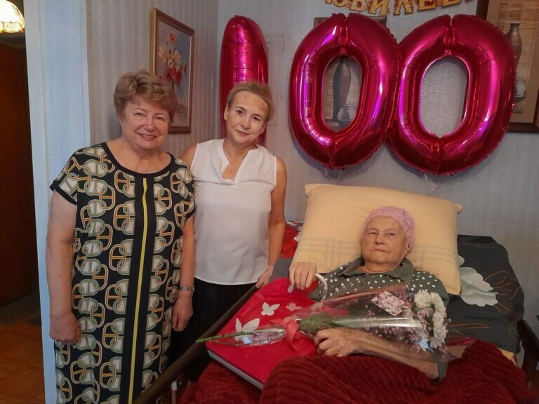    Участнице войны Вере Афанасьевне Науменко из Гая исполнилось 100 лет Белов Михаил Александрович