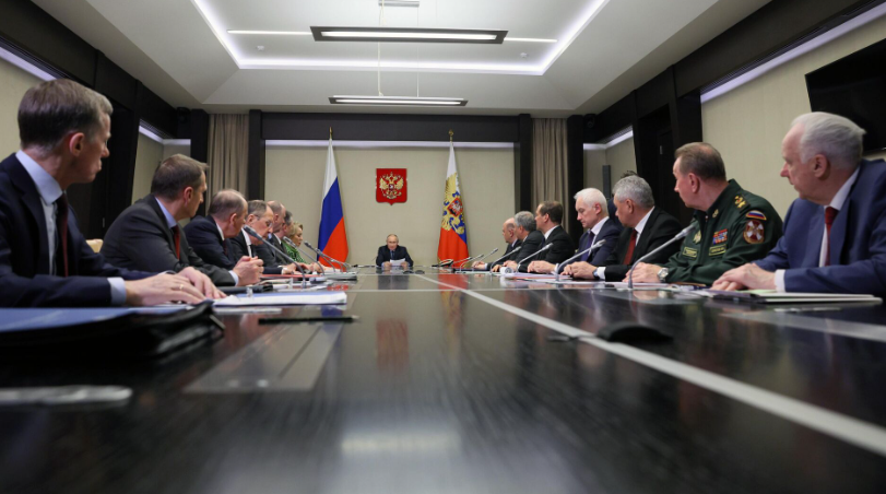 Путин. Молниеносное совещание