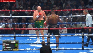 – От короны до шутовского колпака.