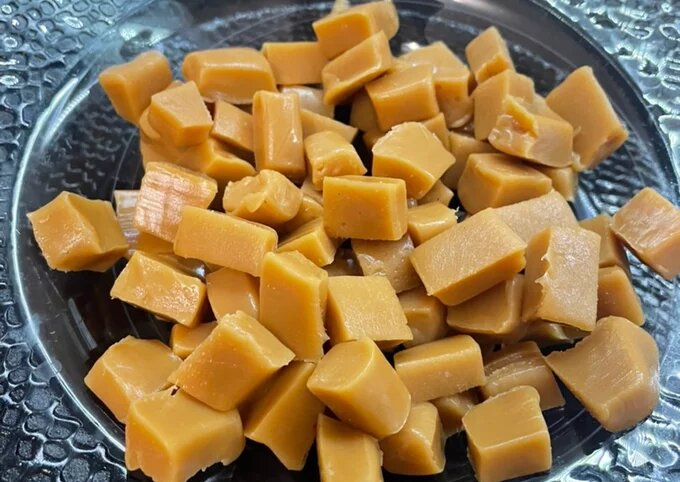 Вкус детства: нежнейшие домашние ириски всего из трех ингредиентов