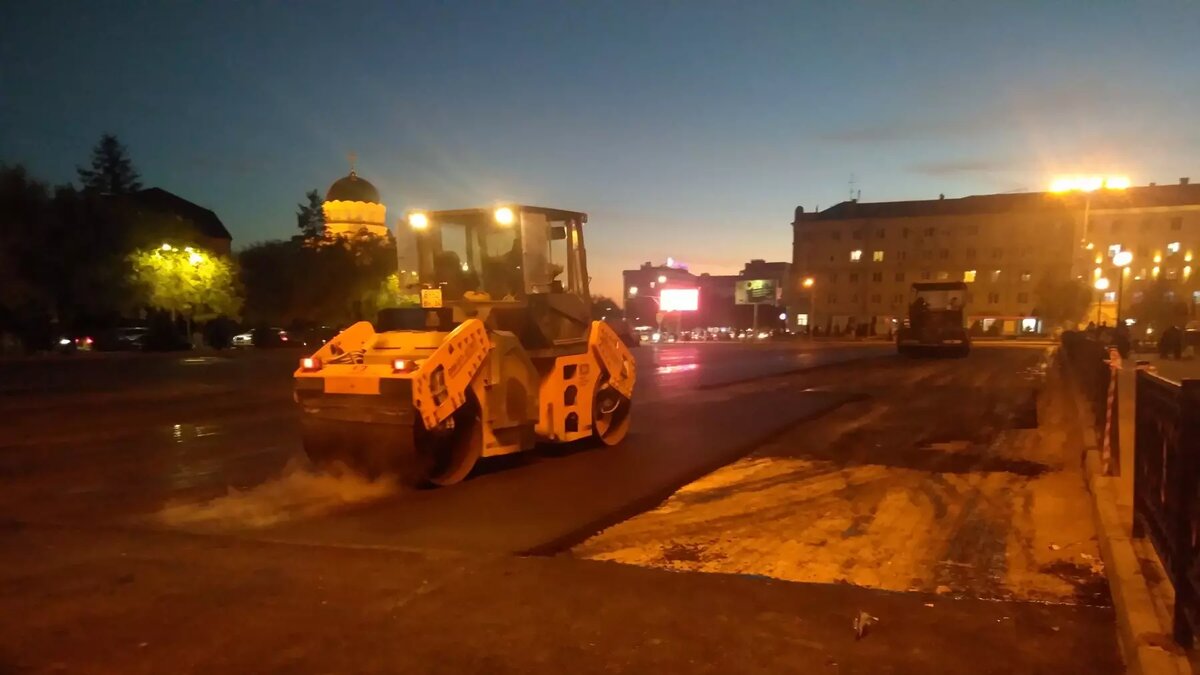     Работы по восстановлению асфальтобетонного покрытия на Привокзальной площади Волгограда для создания платной парковки завершатся до конца текущей недели, сообщают «НовостиВолгограда.ру».