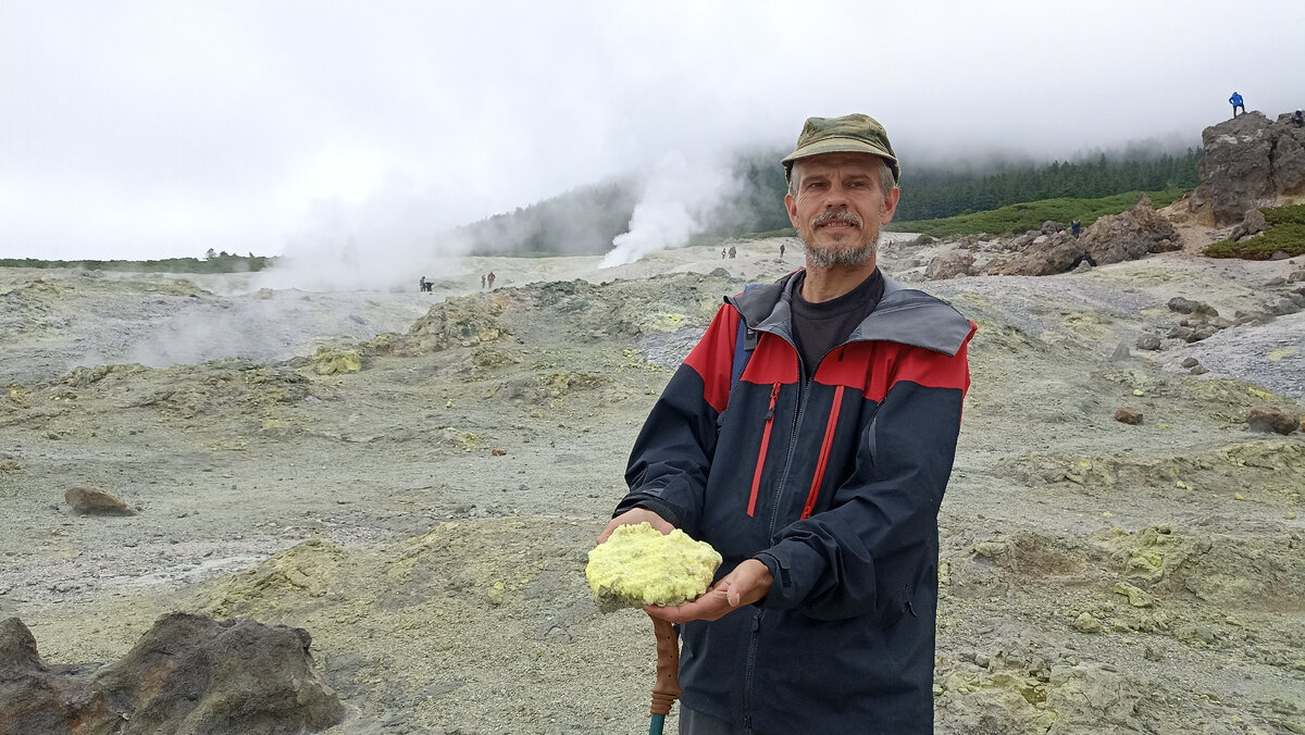Фумарольное поле вулкана Менделеева