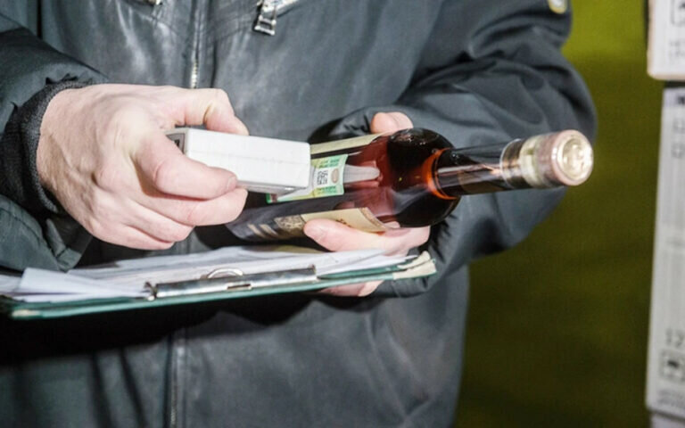    С начала года в Оренбуржье выявлено более 1,6 тыс. нарушений в сфере оборота алкоголя Марина Шарт