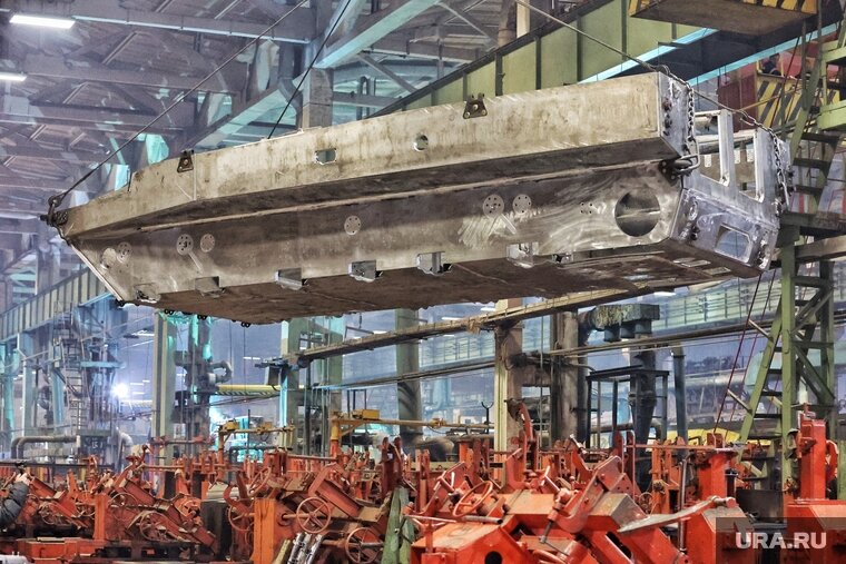    На «Курганмашзаводе» показали, как создают БМП-3 для фронта
