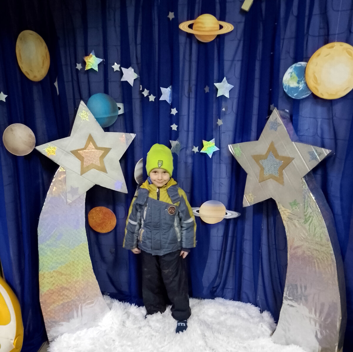 Как сказал Вадя, именно отсюда он полетит в космос