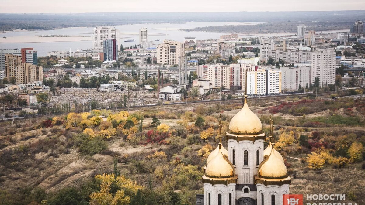     Паству набирает в Волгограде и области тоталитарная секта, пенсионерка в огороде подорвалась на ручной гранате, автопогрузчик налетел на маршрутку с людьми на Второй Продольной.