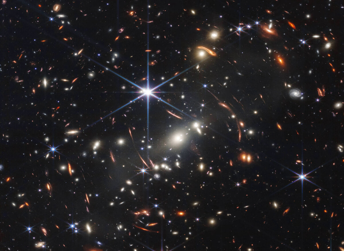 Изображение глубокого поля, полученное телескопом «Джеймса Уэбба». Фото: NASA  