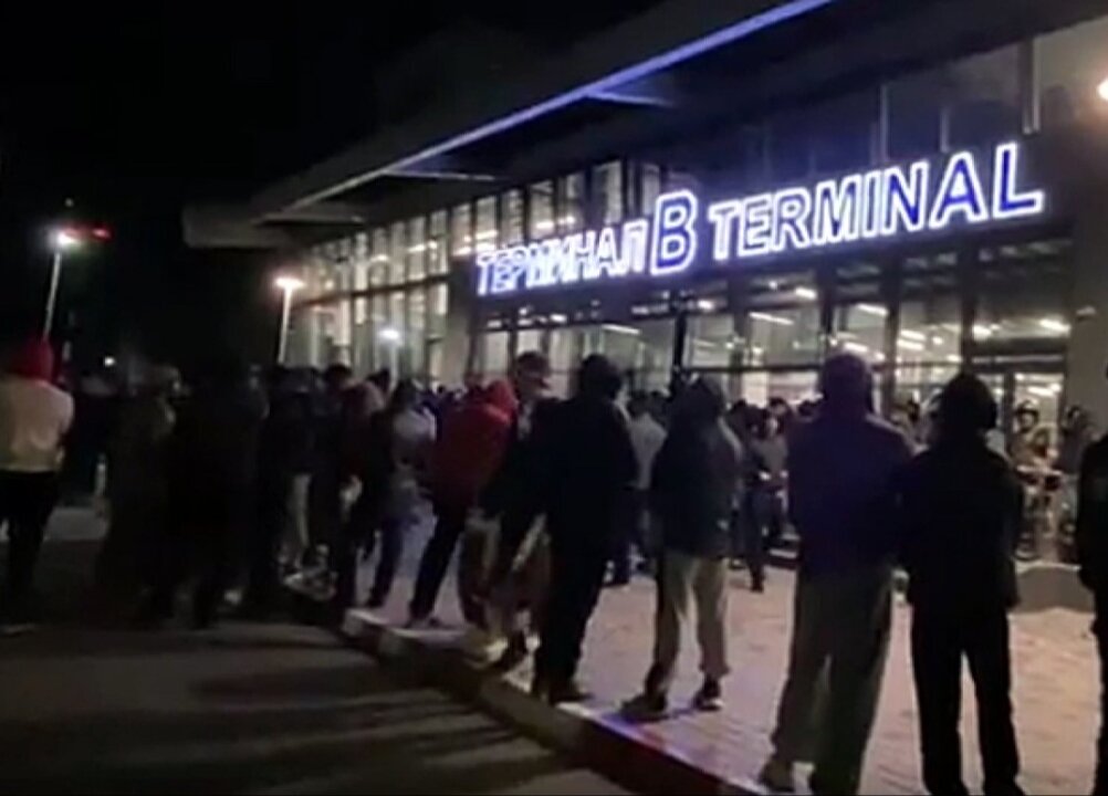    Президент Израиля назвал беспорядки в аэропорту Дагестана шокирующими