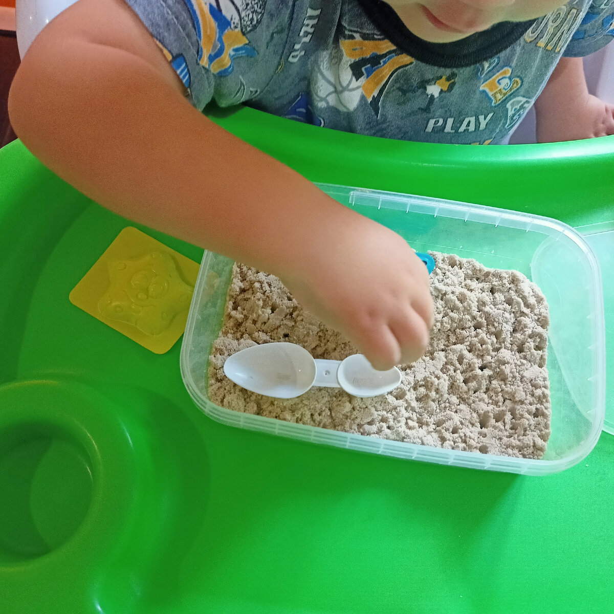 Игры с кинетическим песком) фото автора 