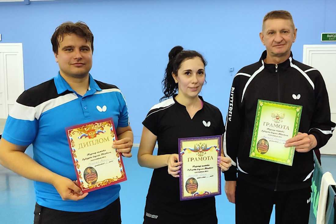 На фото (слева направо): Аким Ишков, Эрика Баязова, Константин Моргачёв 