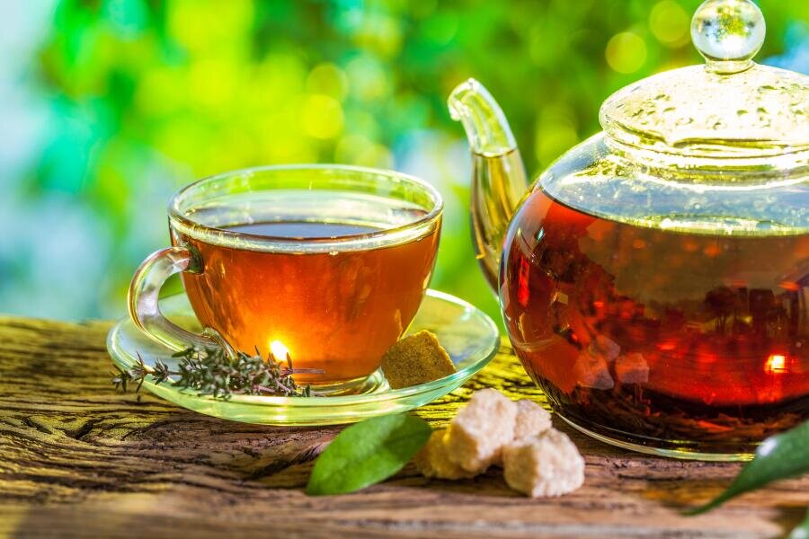    Как погадать на чае? Фото: Depositphotos