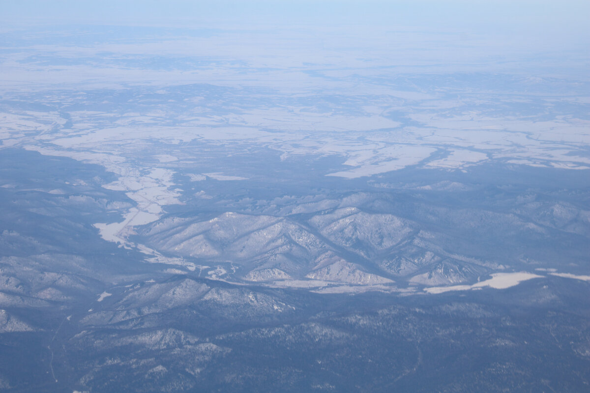 Предгорья Сихотэ-Алиня и сельскохозяйственные районы, простирающиеся до озера Ханка.