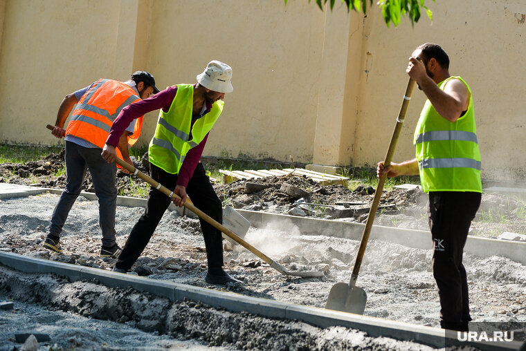    Изменение в показателях связано с усилением контроля за работодателями