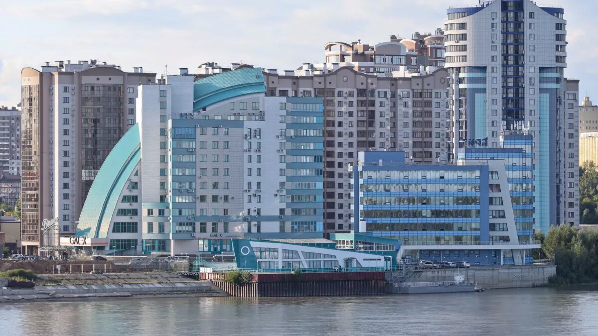 ЖК у реки Обь в Барнауле 
Фото: Олег Укладов