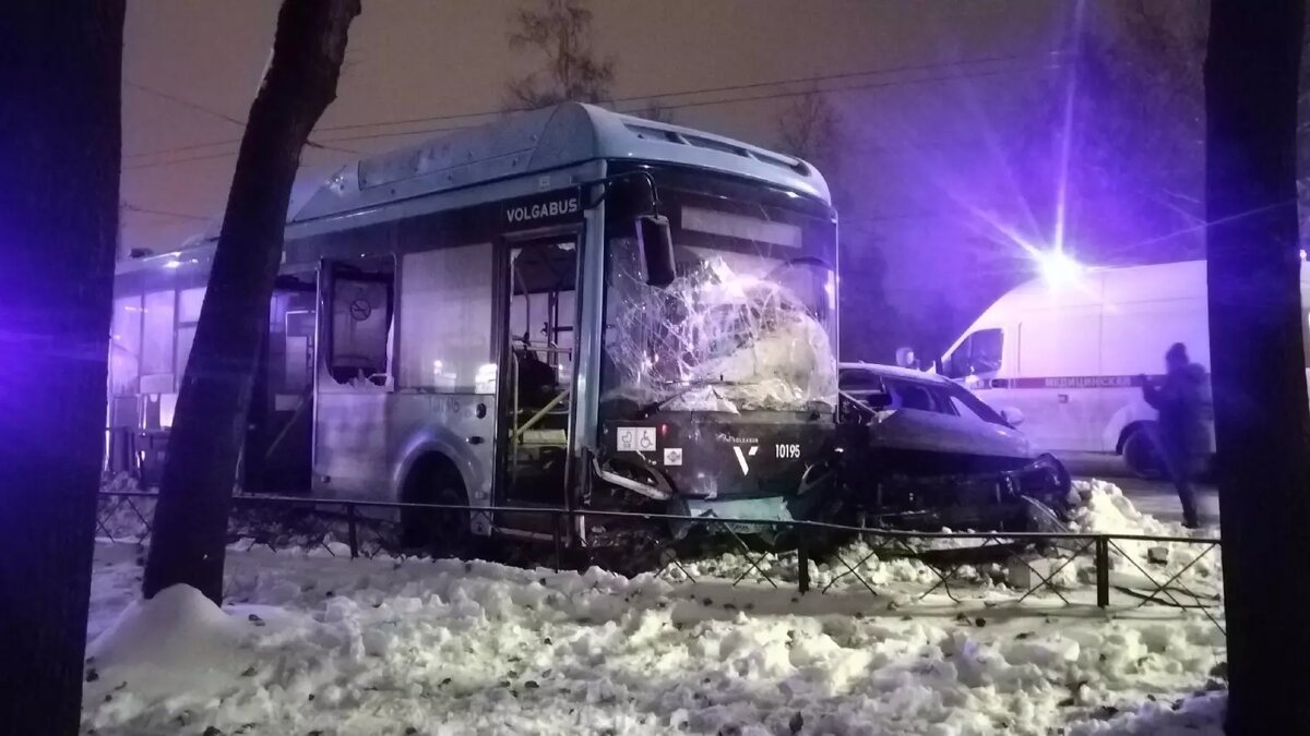     Авария недалеко от центра Петрозаводска оказалась смертельной: одна из участниц ДТП рассказала о случившемся.