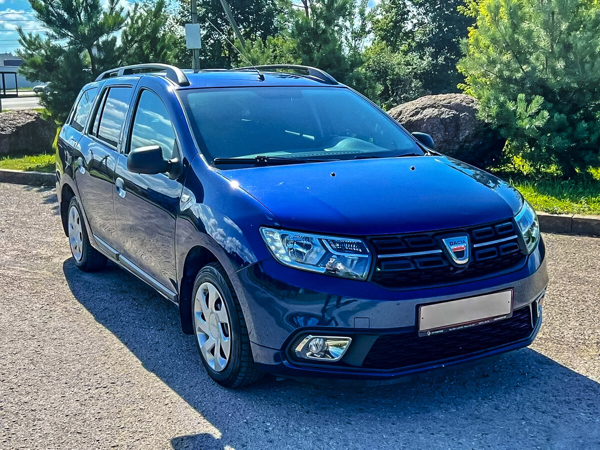Dacia Logan 2 в кузове универсал - самый "свежий" Логан, добравшийся до РФ. 3 поколения модели так к нам и не приехало