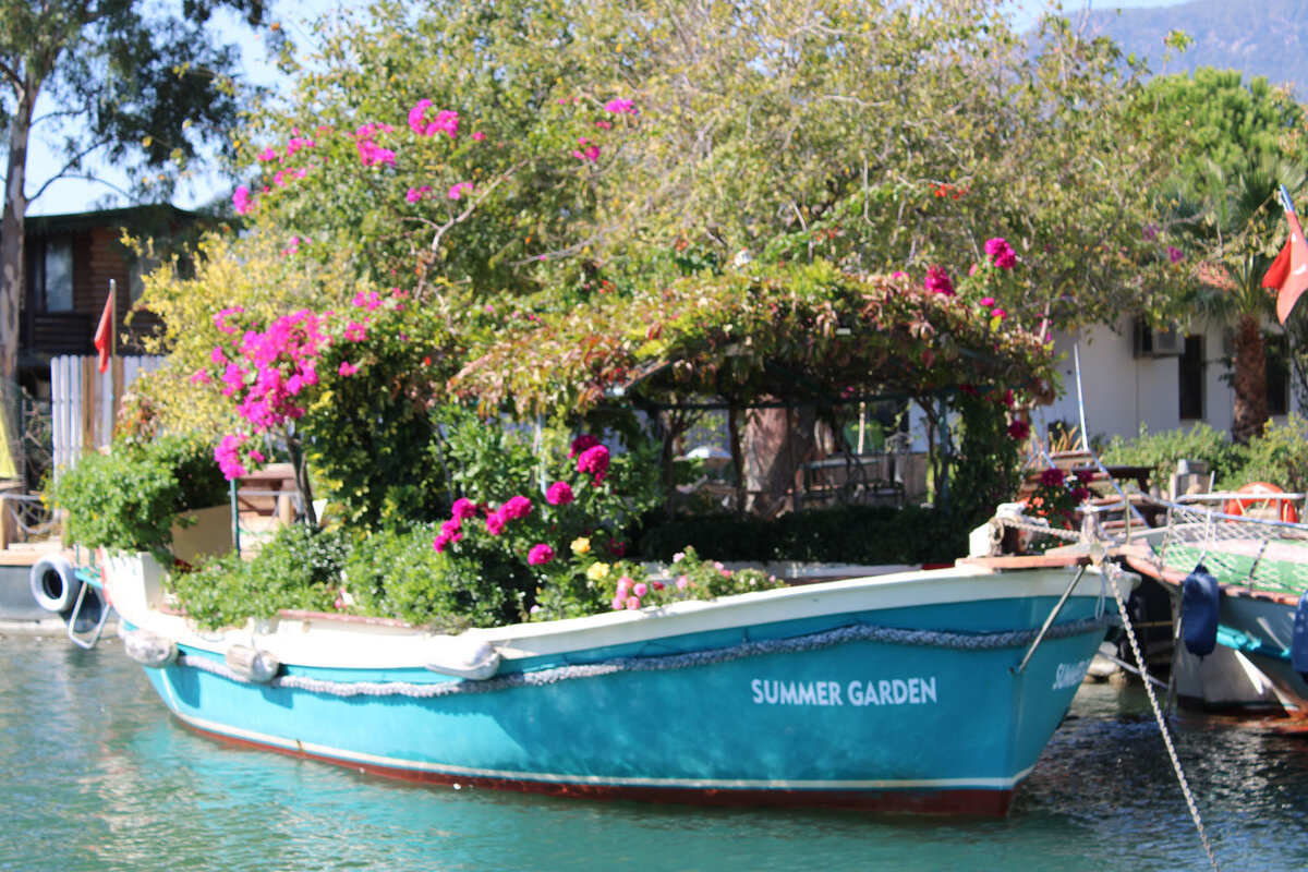 Плавучая клумба