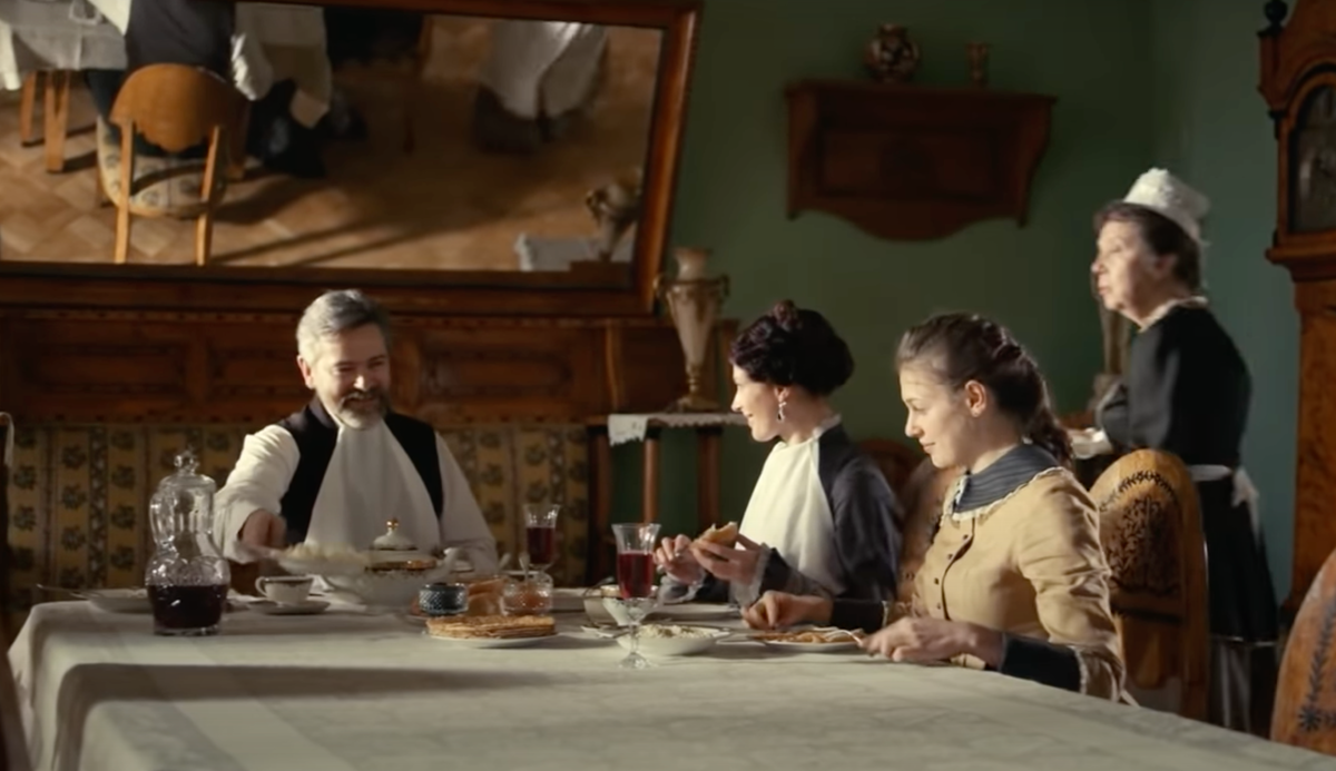 Кадр из сериала "Анна-Детективъ" 1 сезон