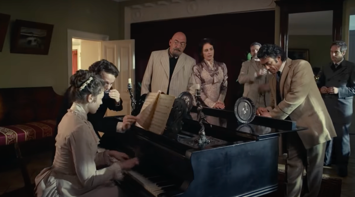 Кадр из сериала "Анна-Детективъ" 1 сезон