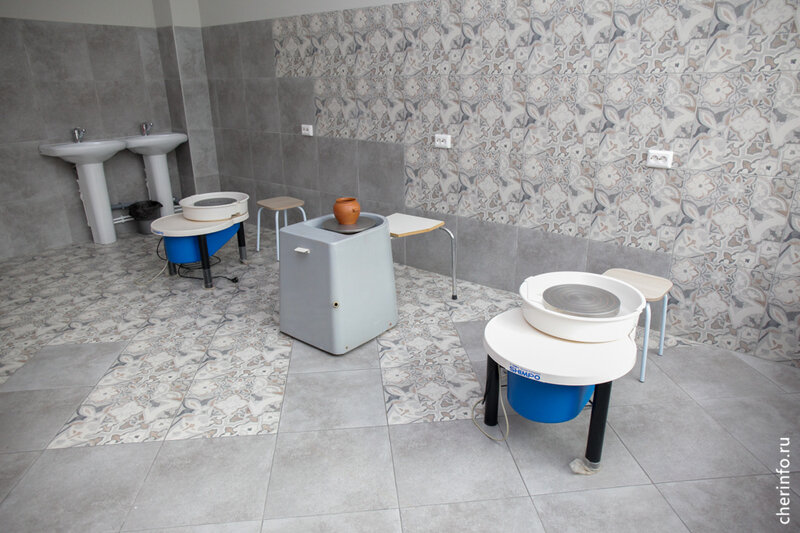    Мастерскую оборудовали в филиале детской художественной школы № 1 на Октябрьском проспекте, 85.