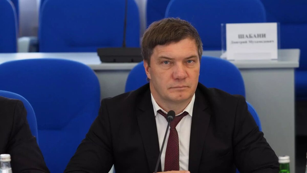     Уход Евгения Бражникова с должности подтвердили в Фонде капитального ремонта.