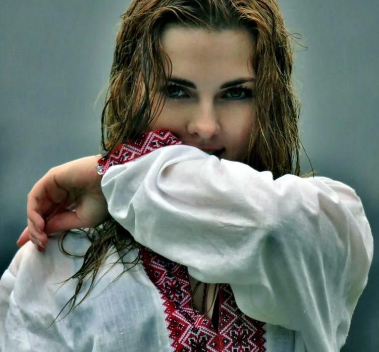 Славянская девушка