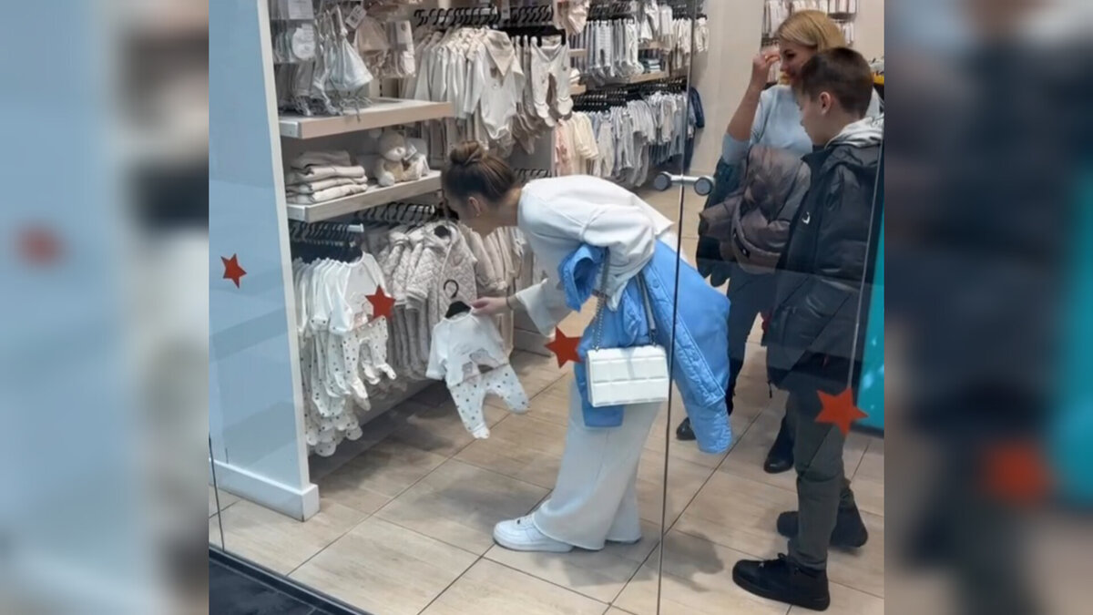 Виктория Лысковец с мамой и братом. Источник: соцсеть